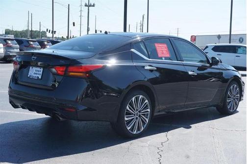 2024 Nissan Altima 2.5 SL