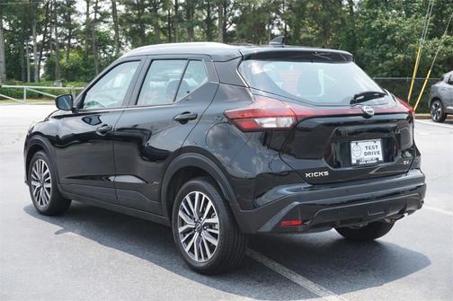 2024 Nissan Kicks SV