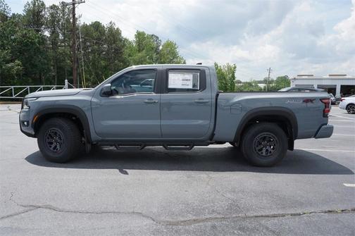 2025 Nissan Frontier PRO-4X