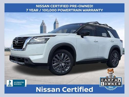 White 2024 Nissan Pathfinder SL