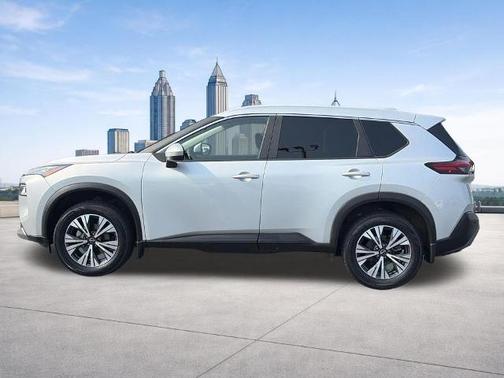 Brilliant Silver Metallic 2023 Nissan Rogue SV