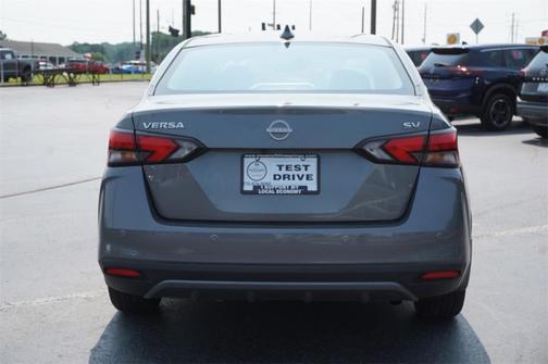 2024 Nissan Versa 1.6 SV