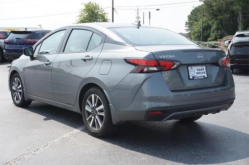 2024 Nissan Versa 1.6 SV