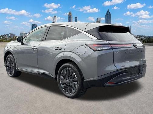 Gun Metallic 2026 Nissan Murano Platinum