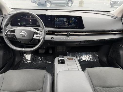 Northern Lights 2024 Nissan ARIYA EVOLVE+