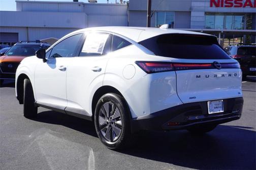 2025 Nissan Murano SL