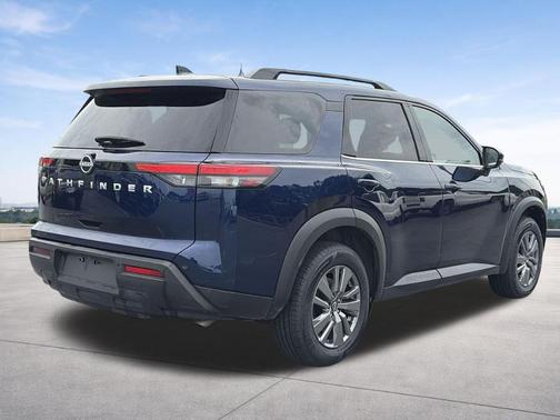 Deep Ocean Blue 2025 Nissan Pathfinder SV