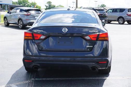 2020 Nissan Altima 2.0 Platinum