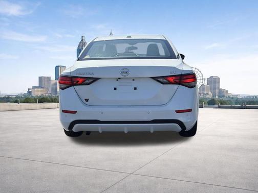 Aspen White 2022 Nissan Sentra SV