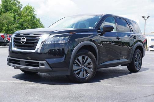 2023 Nissan Pathfinder S