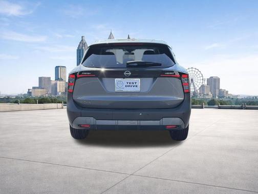Gun Metallic 2025 Nissan Kicks S