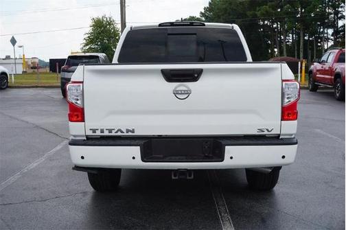 2024 Nissan Titan SV