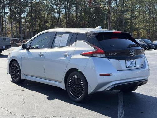 2023 Nissan Leaf SV PLUS
