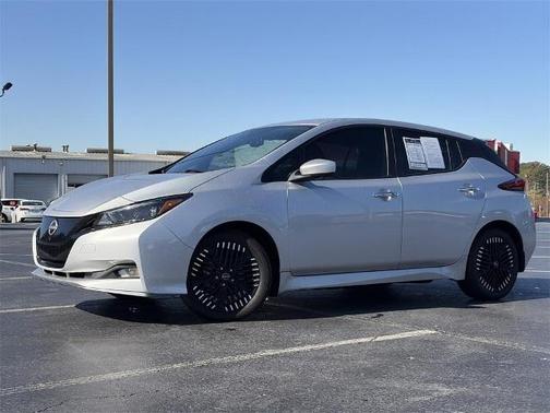 2023 Nissan Leaf SV PLUS