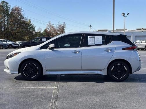 2023 Nissan Leaf SV PLUS