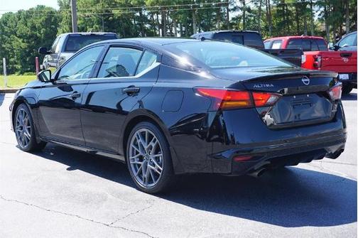 2024 Nissan Altima 2.0 SR