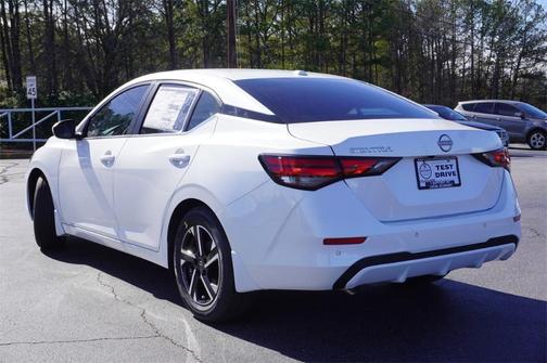 2025 Nissan Sentra SV