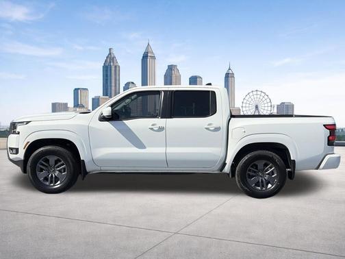 Glacier White 2025 Nissan Frontier SV