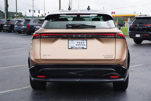2024 Nissan ARIYA PLATINUM+