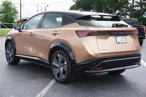 2024 Nissan ARIYA PLATINUM+