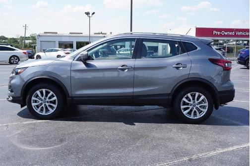 2022 Nissan Rogue Sport SV