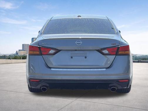 Gun Metallic 2023 Nissan Altima 2.5 SR