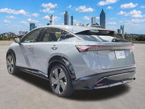 Boulder Gray Pearl 2024 Nissan ARIYA PLATINUM+