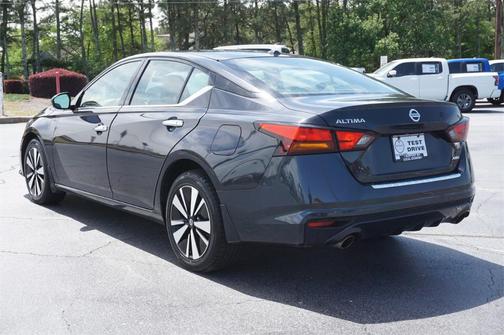 2022 Nissan Altima 2.5 SL