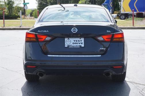 2022 Nissan Altima 2.5 SL