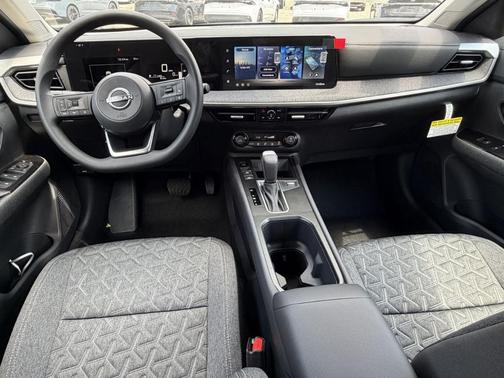 Super Black 2026 Nissan Kicks SV