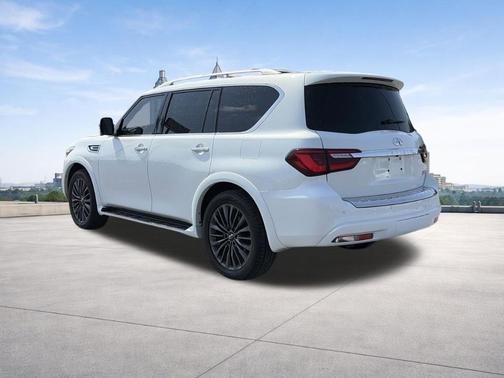 Moonstone White 2023 INFINITI QX80 SENSORY