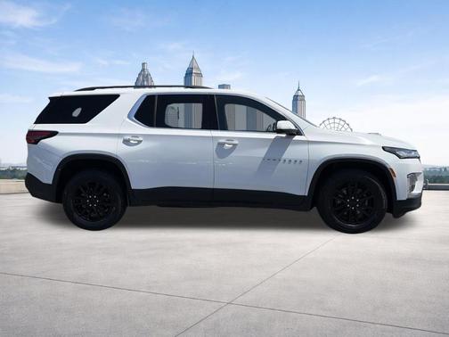 Summit White 2023 Chevrolet Traverse LT Leather