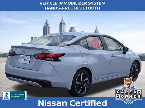 Gray Sky Pearl 2025 Nissan Versa 1.6 SR
