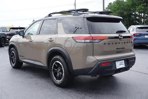 2023 Nissan Pathfinder Rock Creek