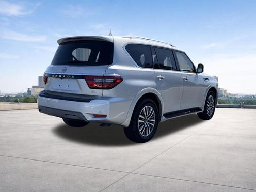 Brilliant Silver Metallic 2024 Nissan Armada SL