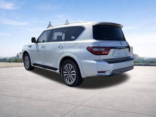 Brilliant Silver Metallic 2024 Nissan Armada SL