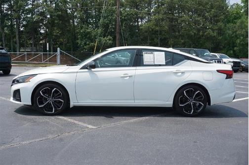 2024 Nissan Altima 2.5 SR