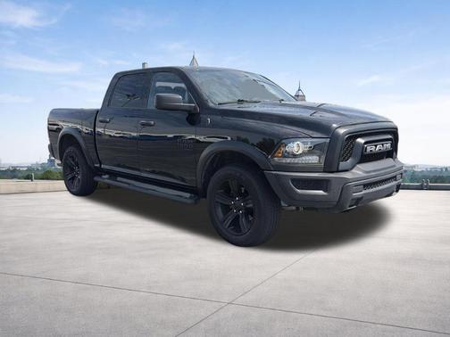 Diamond Black 2022 RAM 1500 Classic SLT