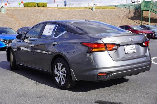 2025 Nissan Altima S