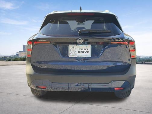 Deep Blue Pearl 2026 Nissan Kicks SV