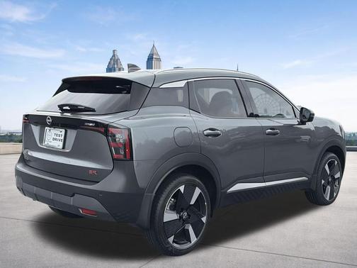 Gun Metallic 2025 Nissan Kicks SR