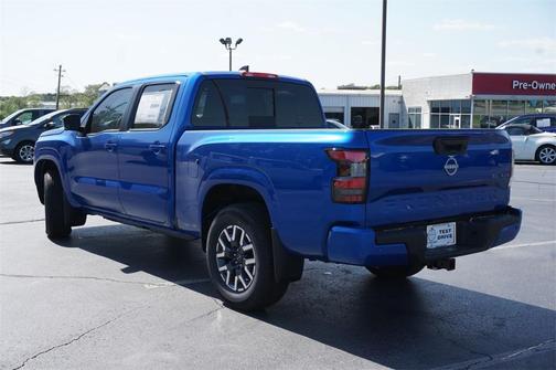 2025 Nissan Frontier SL