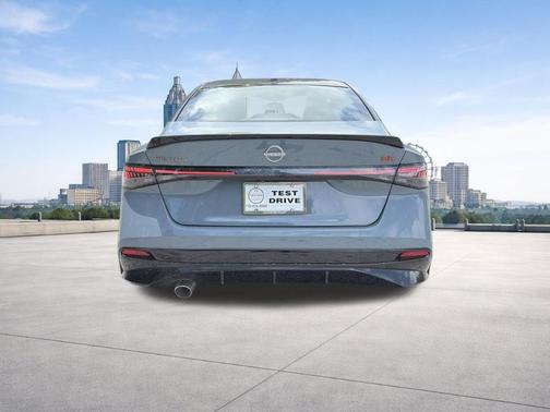2t Gry Blk Roof 2026 Nissan Sentra SR