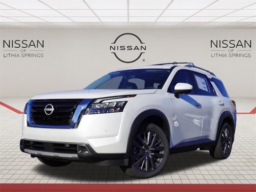 2025 Nissan Pathfinder SL