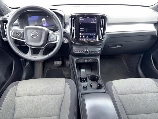 Black 2025 Volvo XC40 B5 Core Bright Theme