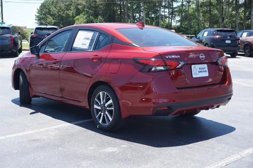 2025 Nissan Versa 1.6 SV