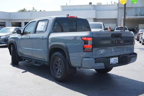 2025 Nissan Frontier PRO-X