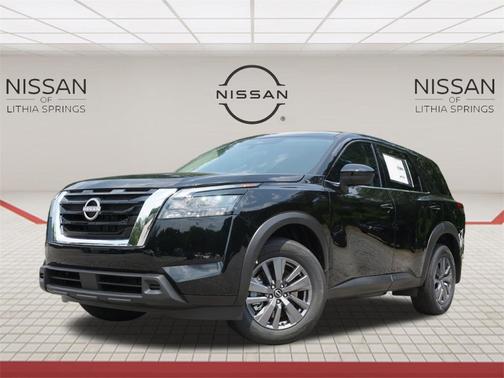 2025 Nissan Pathfinder S