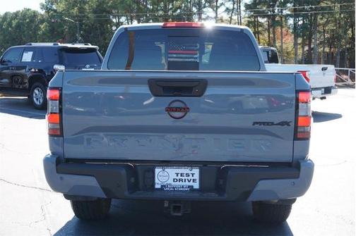 2024 Nissan Frontier PRO-4X