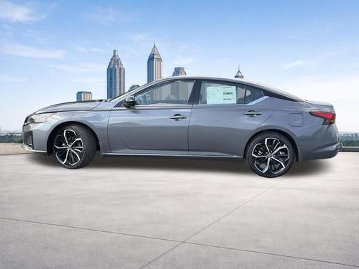 Gun Metallic 2026 Nissan Altima 2.5 SR